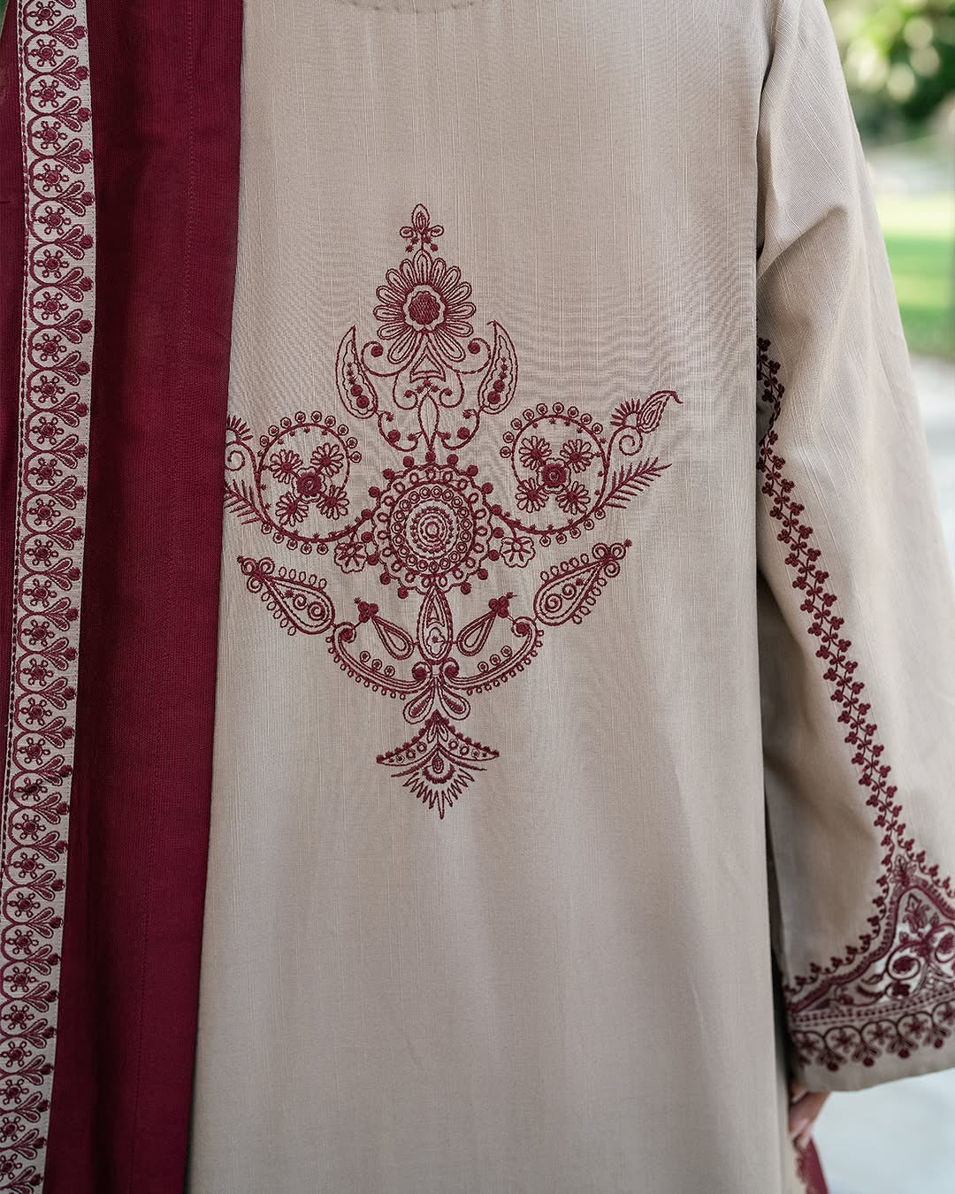Khaadi – 3PC Unstitched Dhanak Embroidered Suit with  Dhanak Embroidered  Shawl  & Trouser