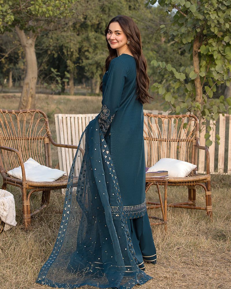 Coco 1085 – Luxury 3PC Embroidered Lawn Suit with Organza Dupatta