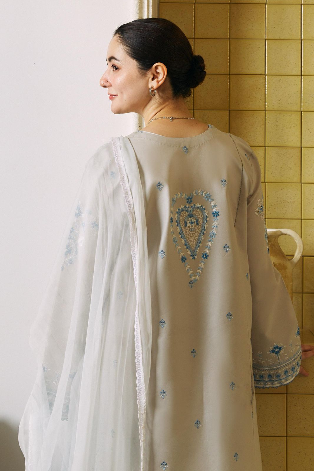 Coco 1032 – Luxury 3PC Embroidered Lawn Suit with Chiffon Dupatta