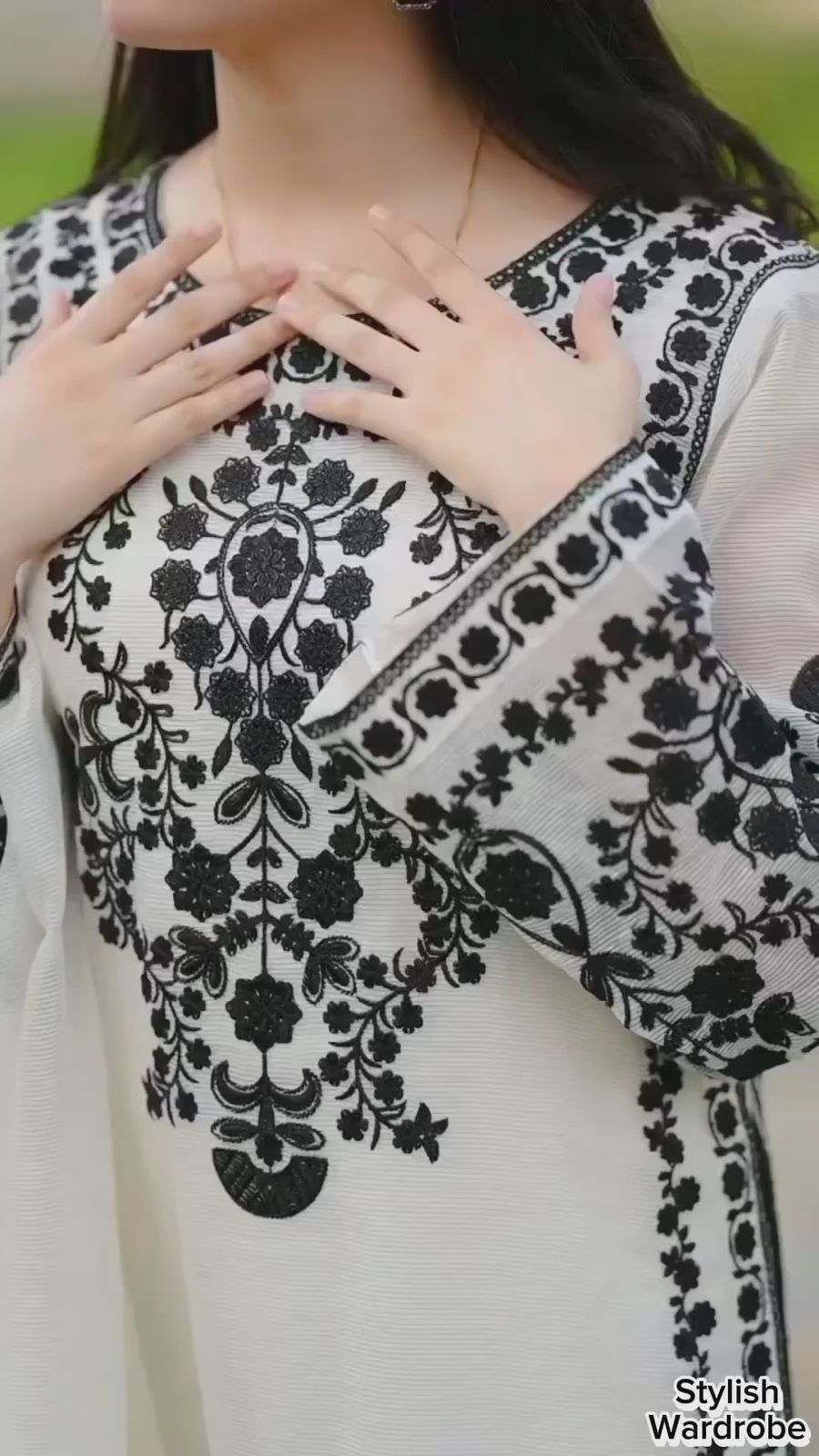 Zara Shahjahan 1012 – Elegant 3PC Embroidered Lawn Suit with Chiffon Dupatta