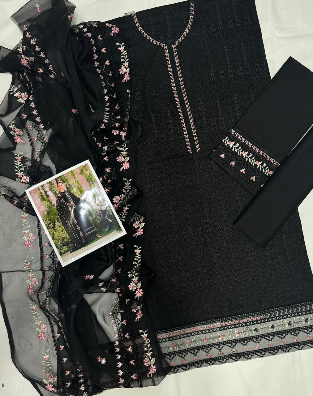 Coco 1094 – Luxury 3PC Embroidered Lawn Suit with Organza Dupatta